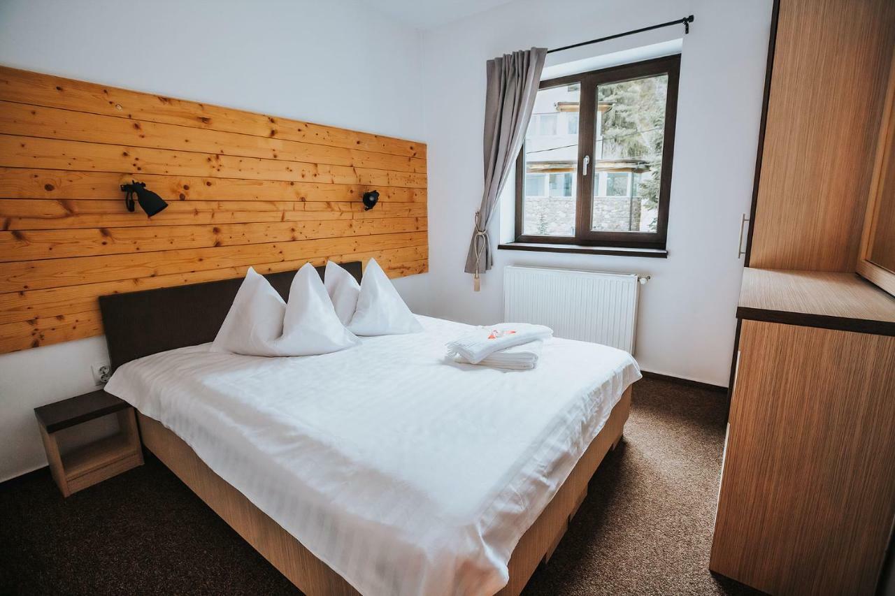 Panoramic Apartments - Montepalazzo Sinaia Eksteriør bilde